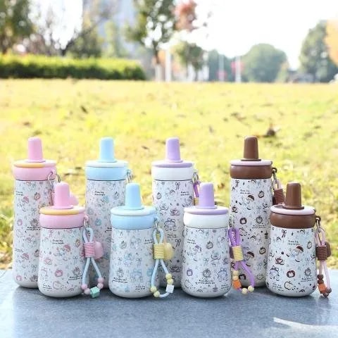 Termo Infantil 680 ml con Pajilla y Colgante